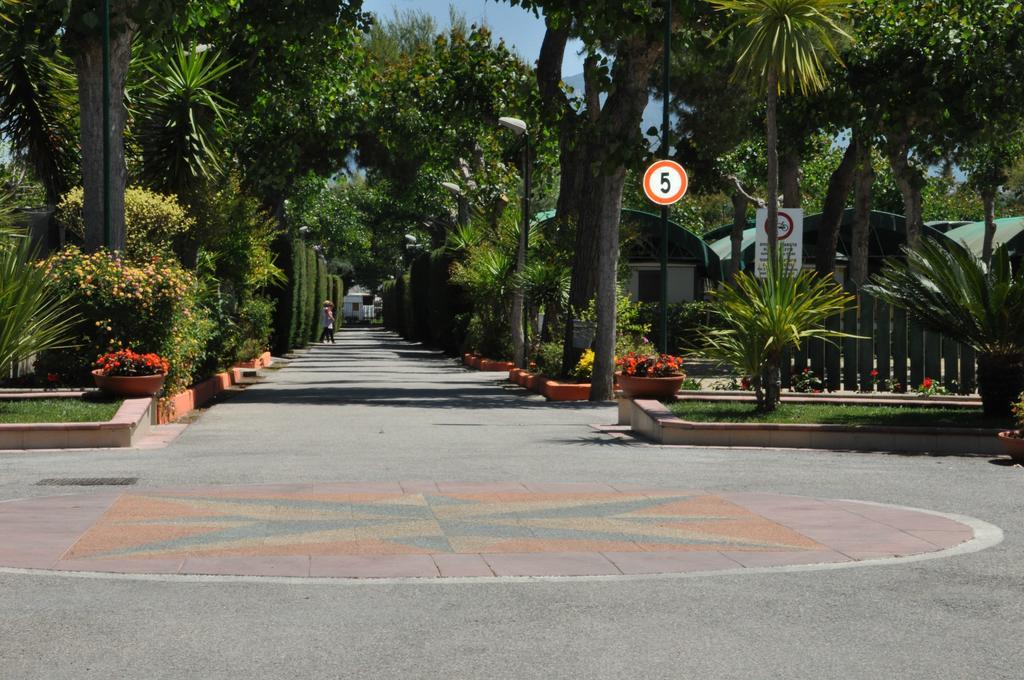 Camping Poseidonia Paestum Luaran gambar